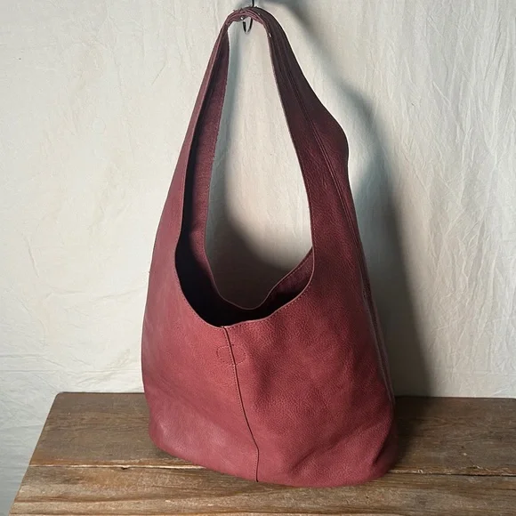 Chic Burgundy Leather Hobo Bag - Picture 1 of 8